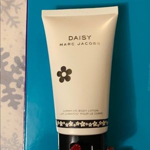 MARC JACOBS Daisy Original Body Lotion